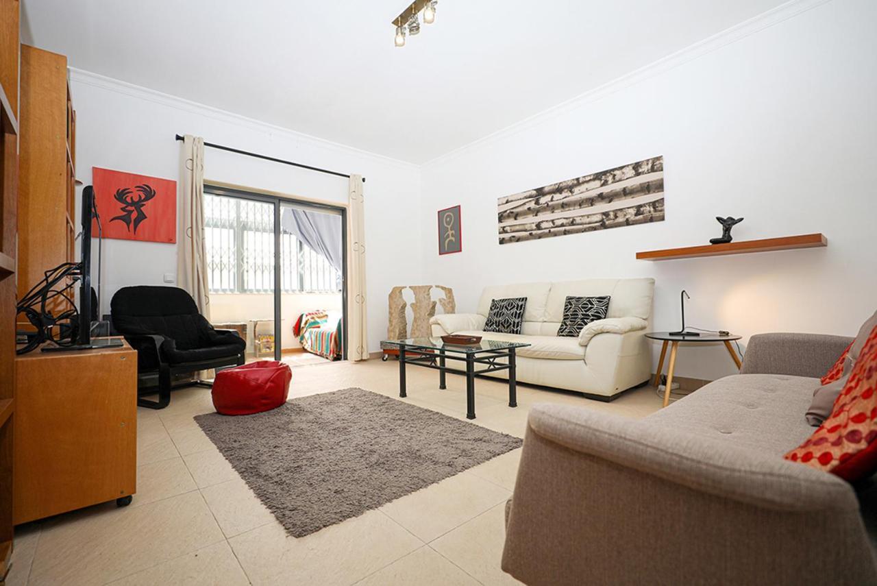 A64 - Barreira Holiday Flat In Lagos Apartment Exterior photo