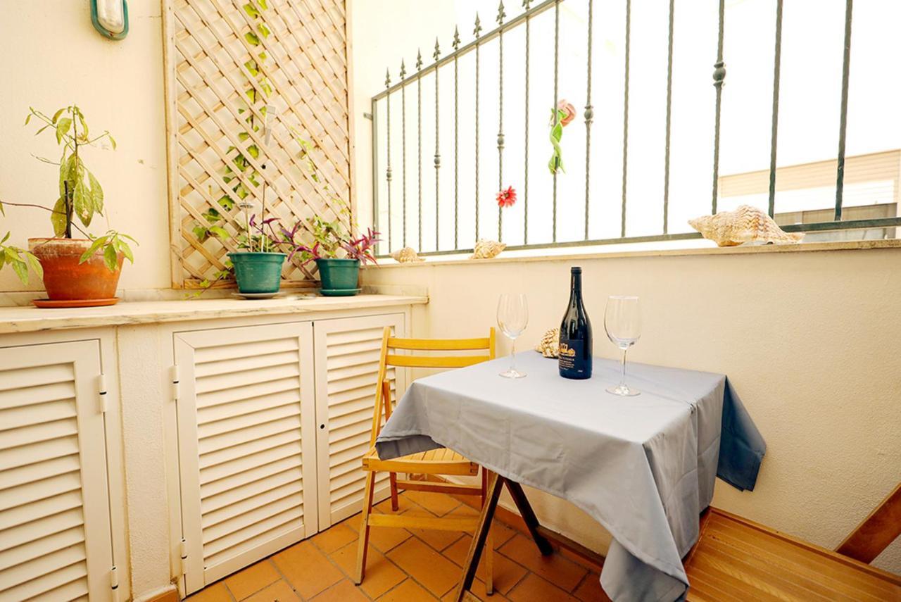 A64 - Barreira Holiday Flat In Lagos Apartment Exterior photo